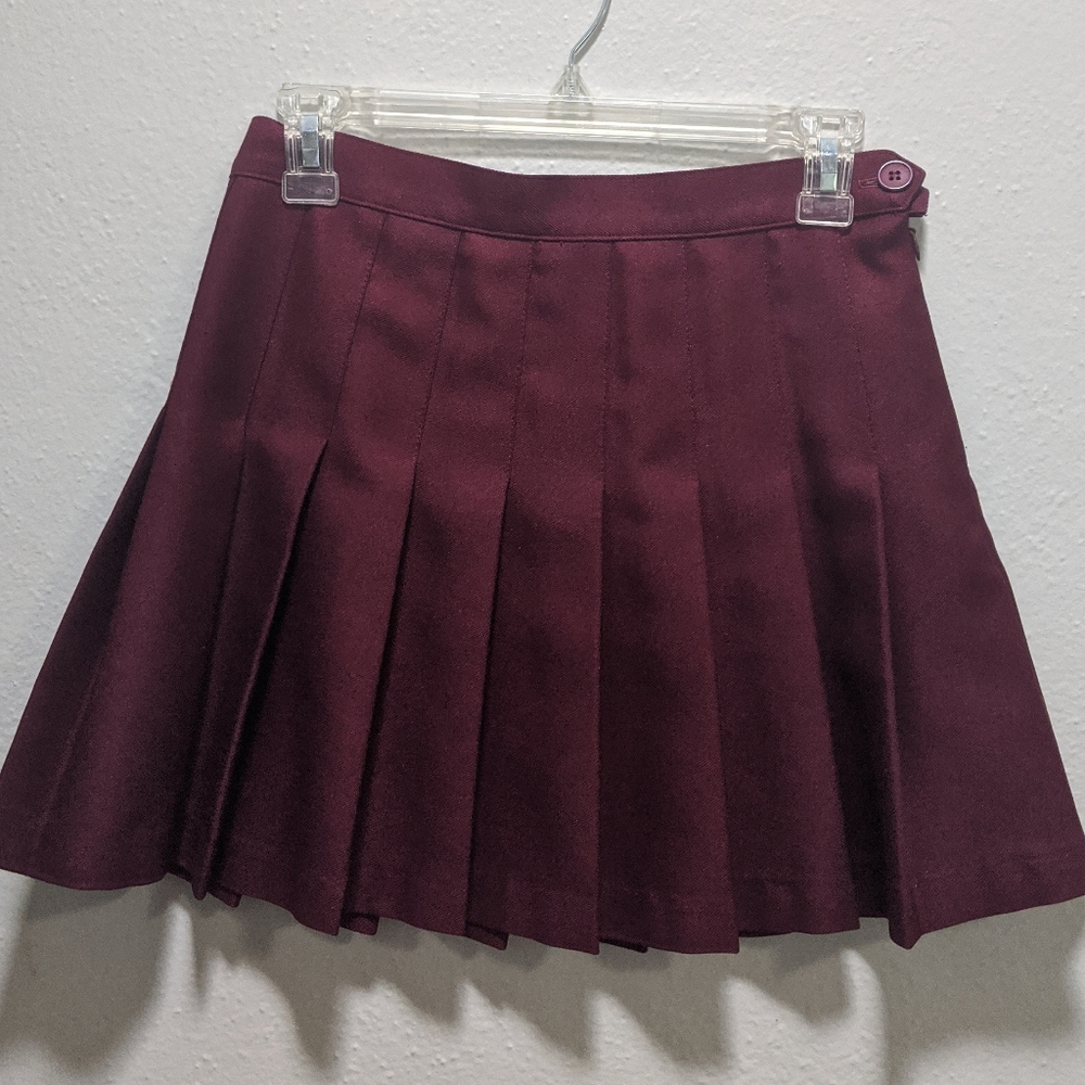 American Apparel Pleated Tennis Skirt Burgundy SzM